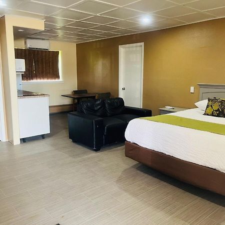 Travelodge By Wyndham Moose Jaw Εξωτερικό φωτογραφία