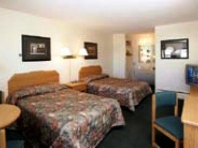 Travelodge By Wyndham Moose Jaw Εξωτερικό φωτογραφία